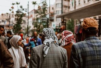 Franchise or Independent Business in the Middle East? Which Investment Strategy Works Best
